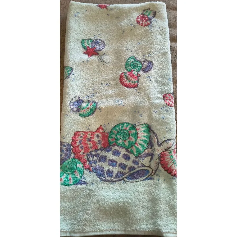 Dundee seashell towel set vintage NWOT Towel washcloth marine motif shells starf